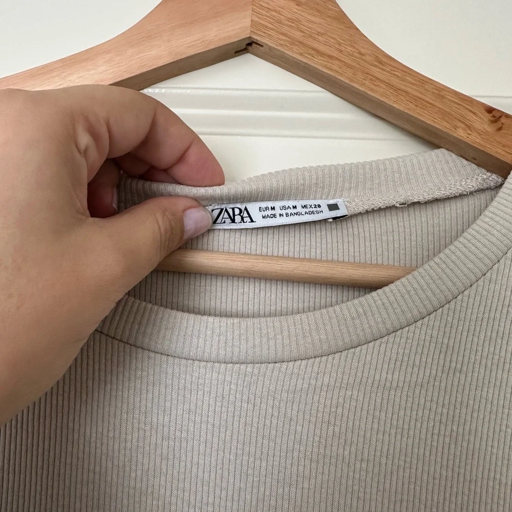 Zara Ribbed Dress - Picture 3 of 4